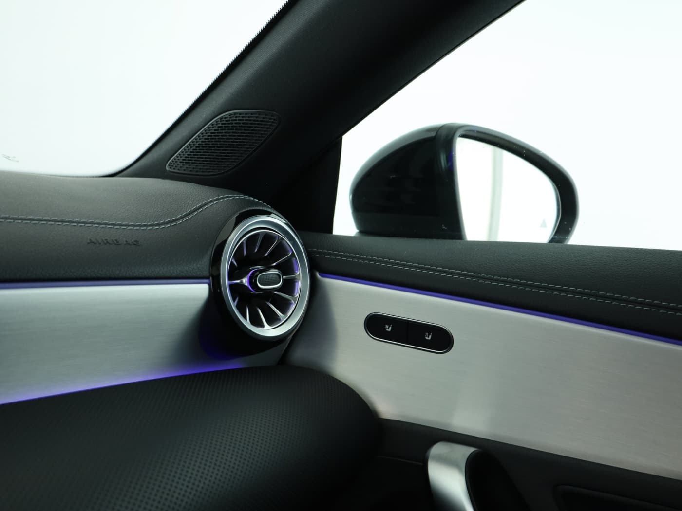 Mercedes-Benz CLA 250 e SB Bild 16