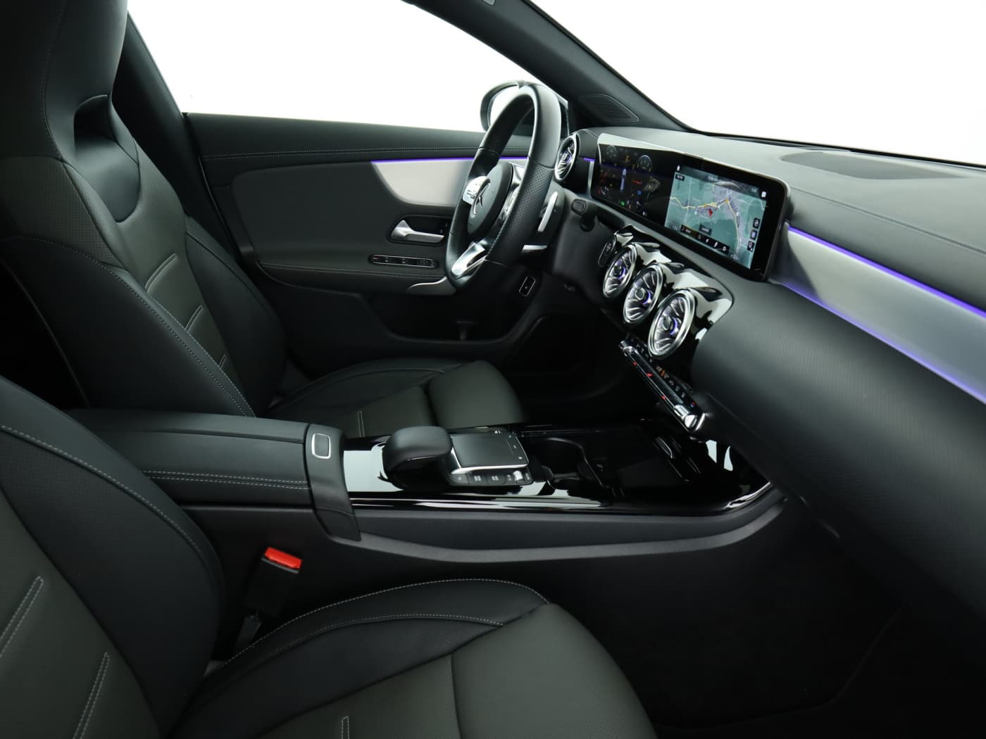 Mercedes-Benz CLA 250 e SB Bild 17