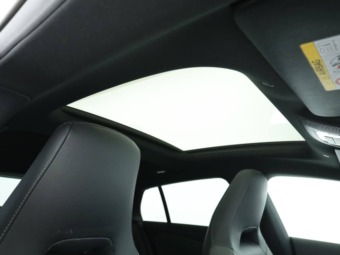 Mercedes-Benz CLA 250 e SB Bild 21