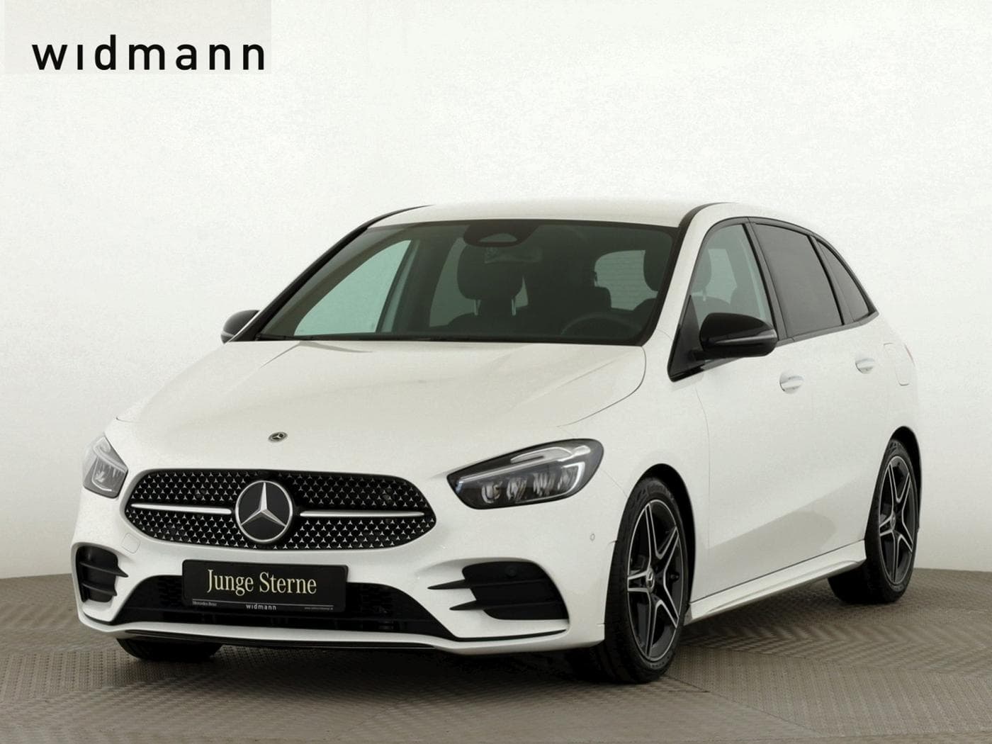 Mercedes-Benz B 180