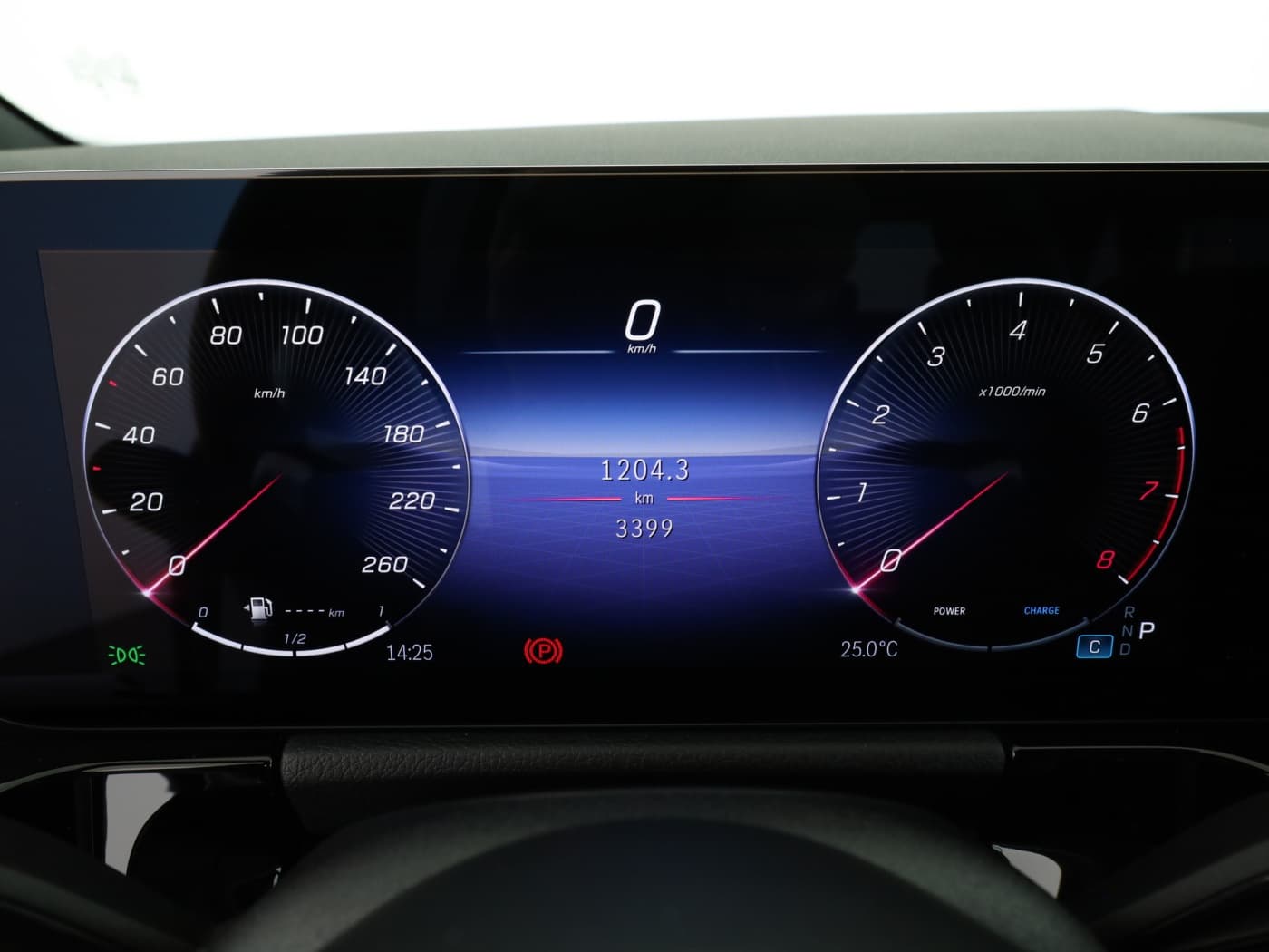 Mercedes-Benz B 180 Bild 12