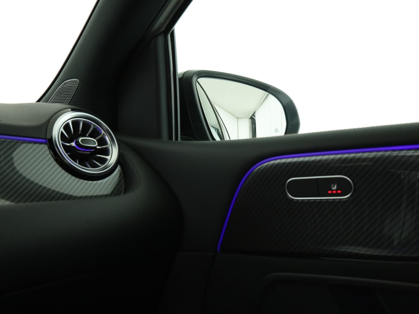 Mercedes-Benz B 180 Bild 16