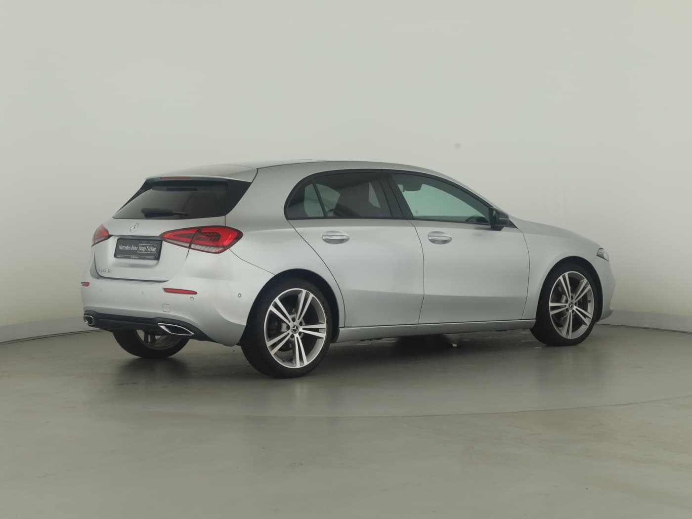Mercedes-Benz A 220 d Bild 6