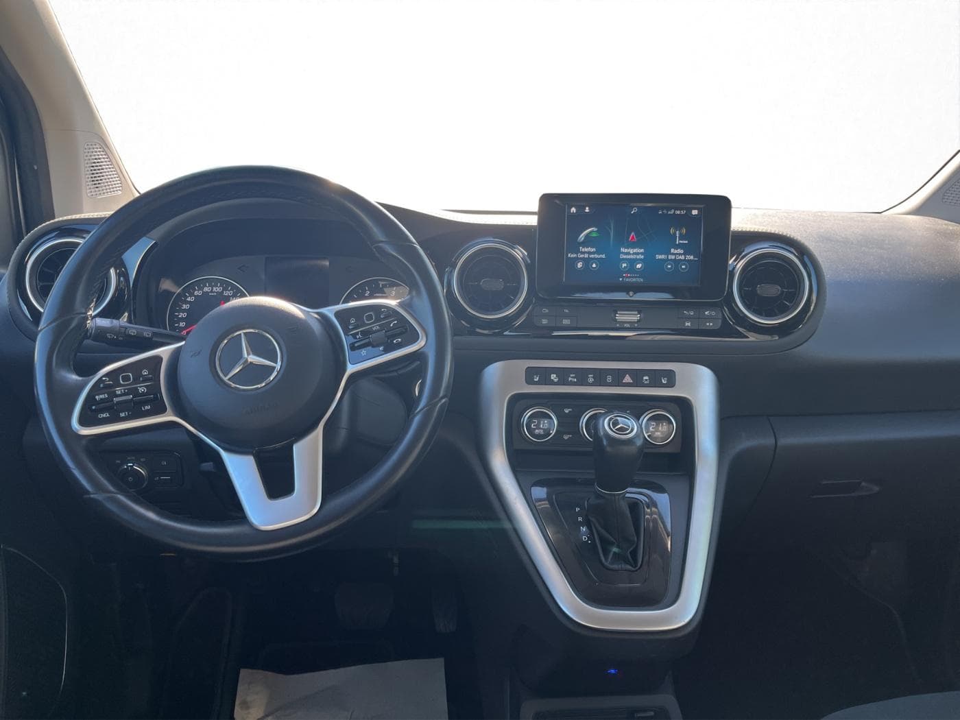 Mercedes-Benz T 180 d Edition Bild 9
