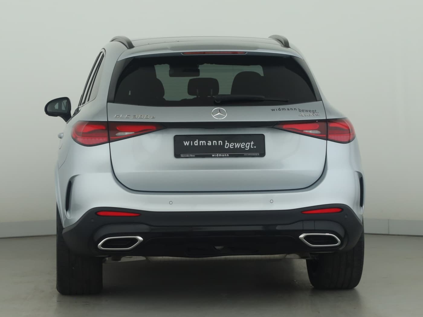 Mercedes-Benz GLC 300 e 4MATIC mit EQ Hybrid Technologie Bild 4