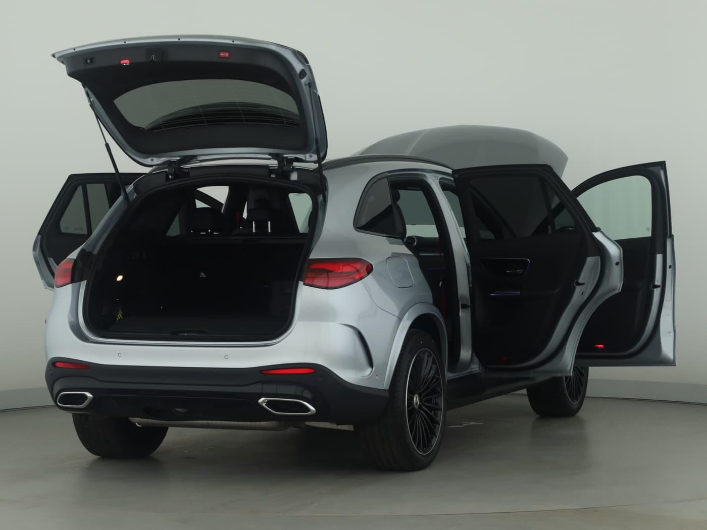 Mercedes-Benz GLC 300 e 4MATIC mit EQ Hybrid Technologie Bild 9