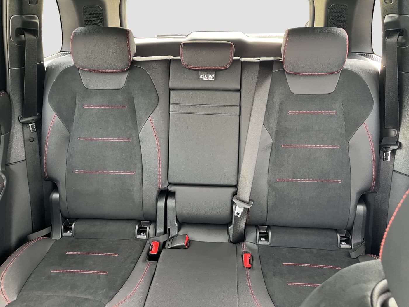 Mercedes-Benz GLB 200 d Bild 15