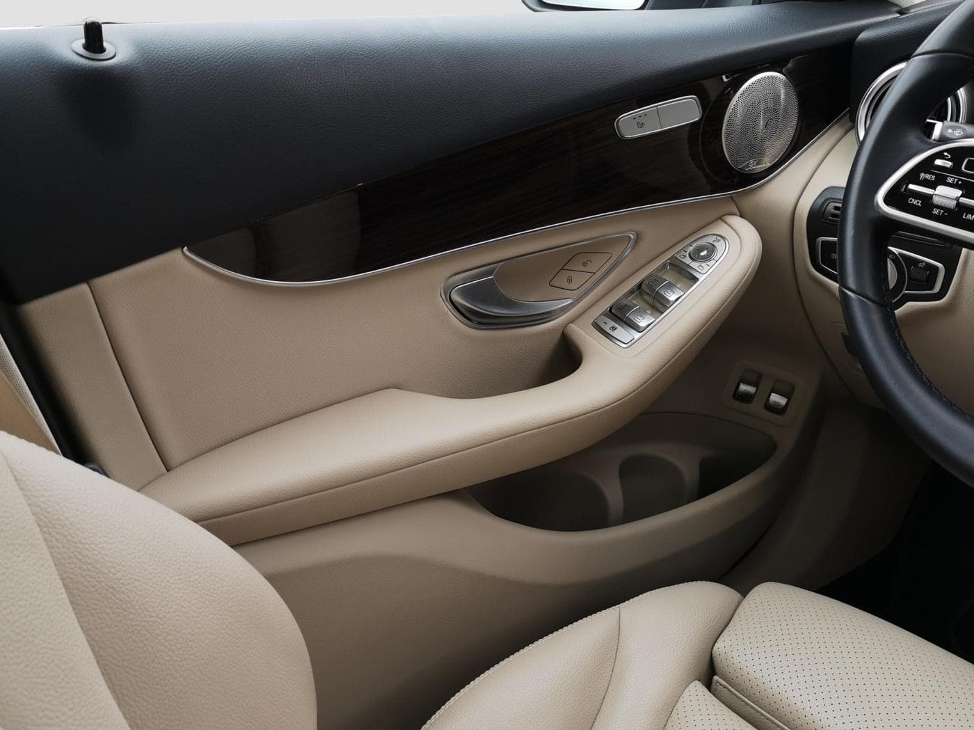 Mercedes-Benz GLC 300 e 4M Bild 18