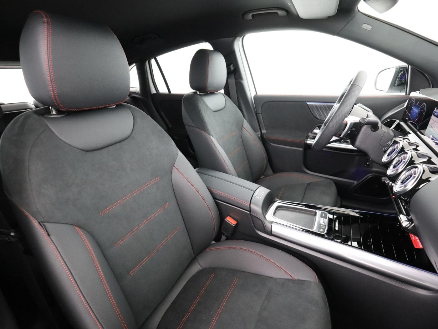 Mercedes-Benz GLA 180 Bild 21