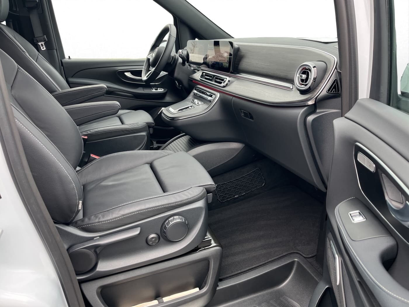 Mercedes-Benz V 300 d AVANTGARDE Edition XL Bild 14