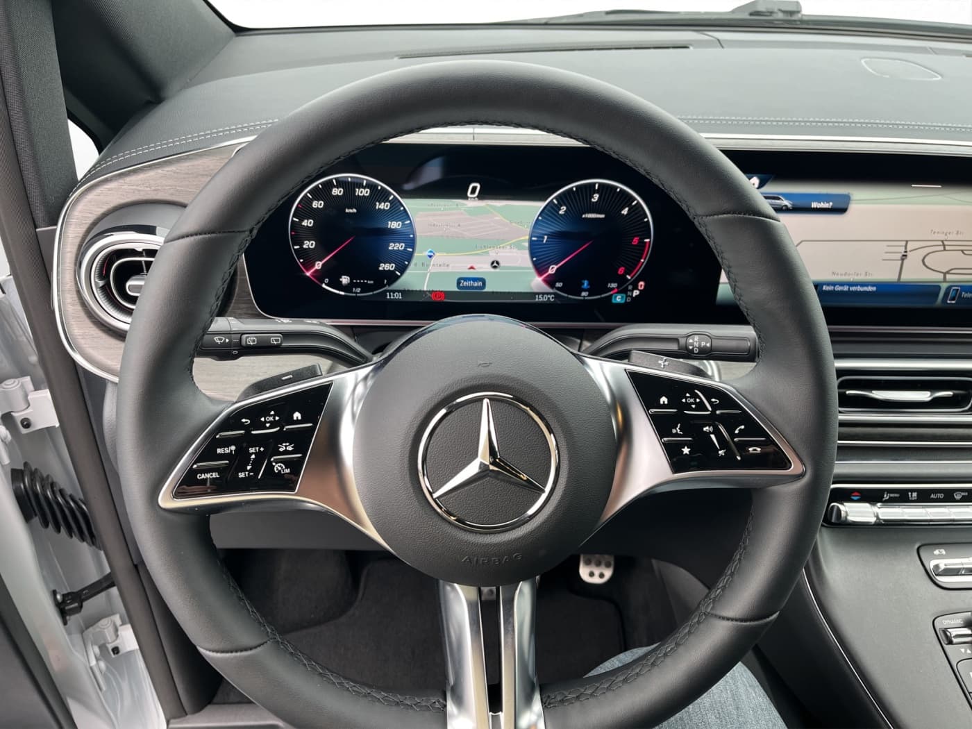 Mercedes-Benz V 300 d AVANTGARDE Edition XL Bild 9