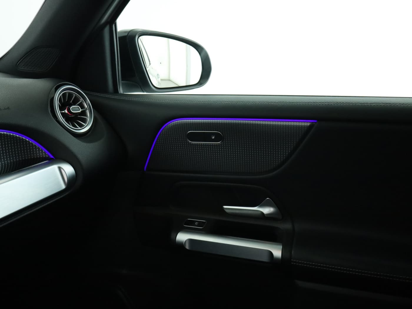 Mercedes-Benz GLB 220 d Bild 16