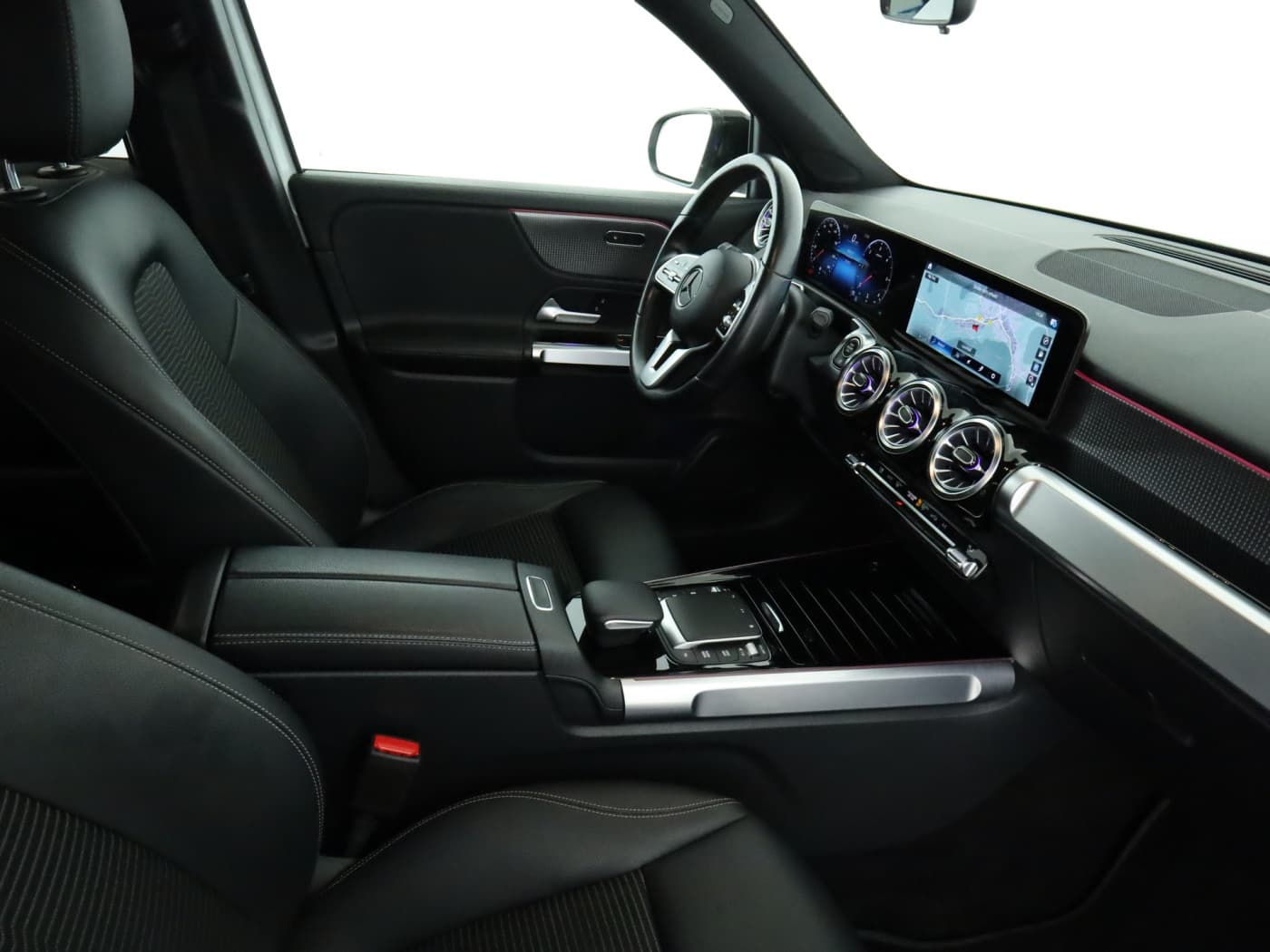 Mercedes-Benz GLB 220 d Bild 17