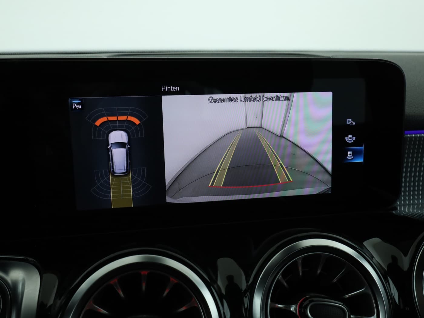 Mercedes-Benz GLB 220 d Bild 24