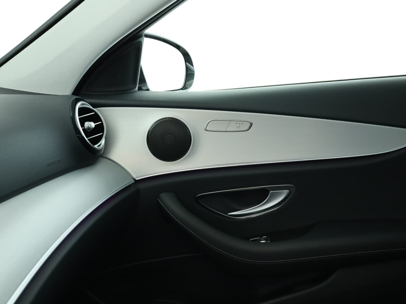 Mercedes-Benz E 300 d 4M T Bild 16