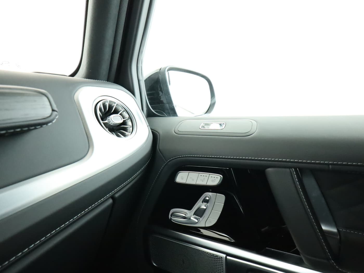 Mercedes-Benz G 580 mit EQ Technologie Bild 16