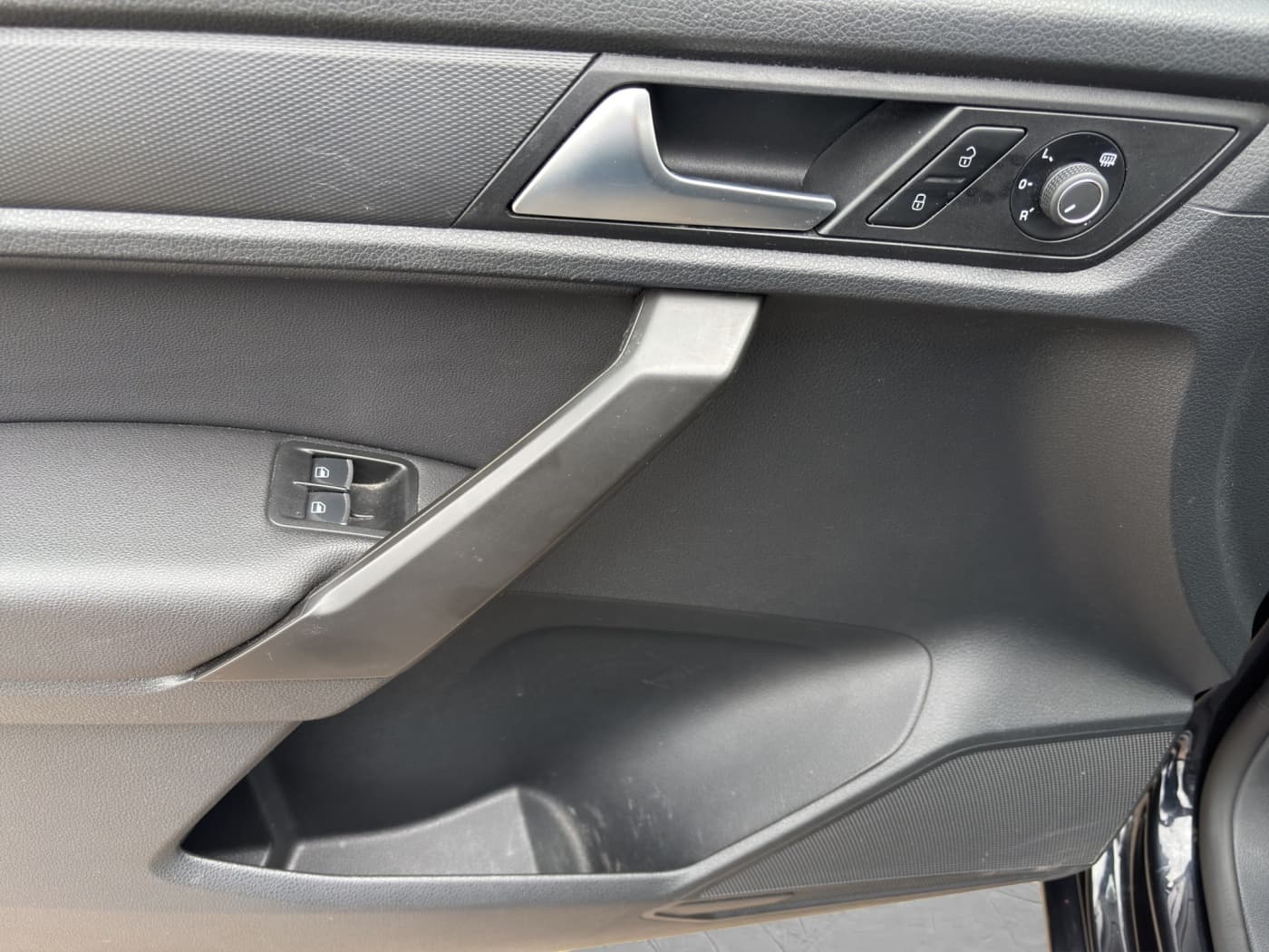 Volkswagen Caddy Highline Bild 17