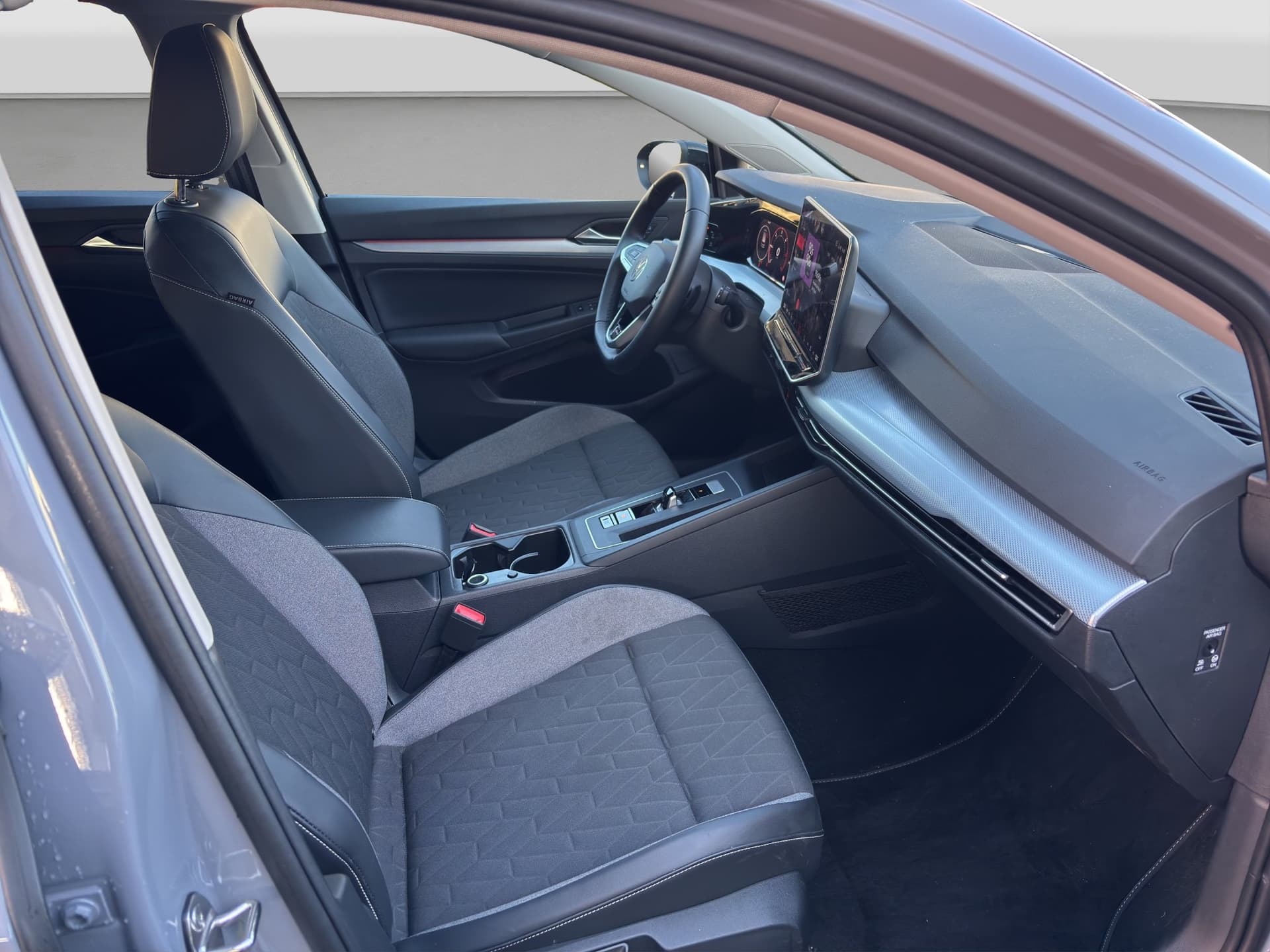 Volkswagen Golf GOAL 2.0 TDI 150 PS DSG AHK NAVI ACC Kamera Bild 13