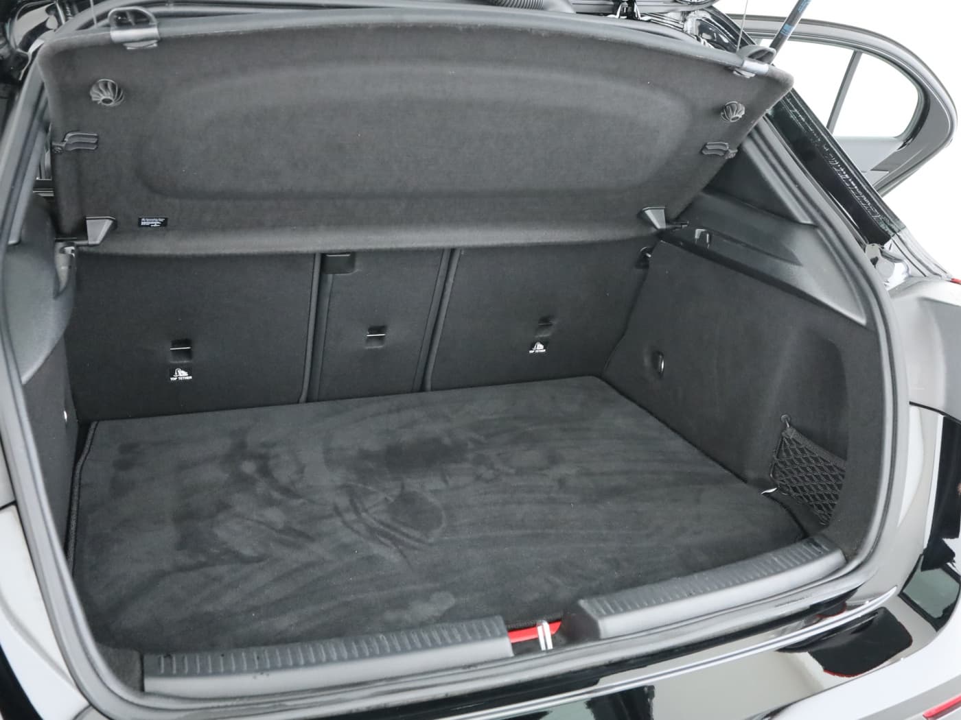 Mercedes-Benz A 250 e Bild 23