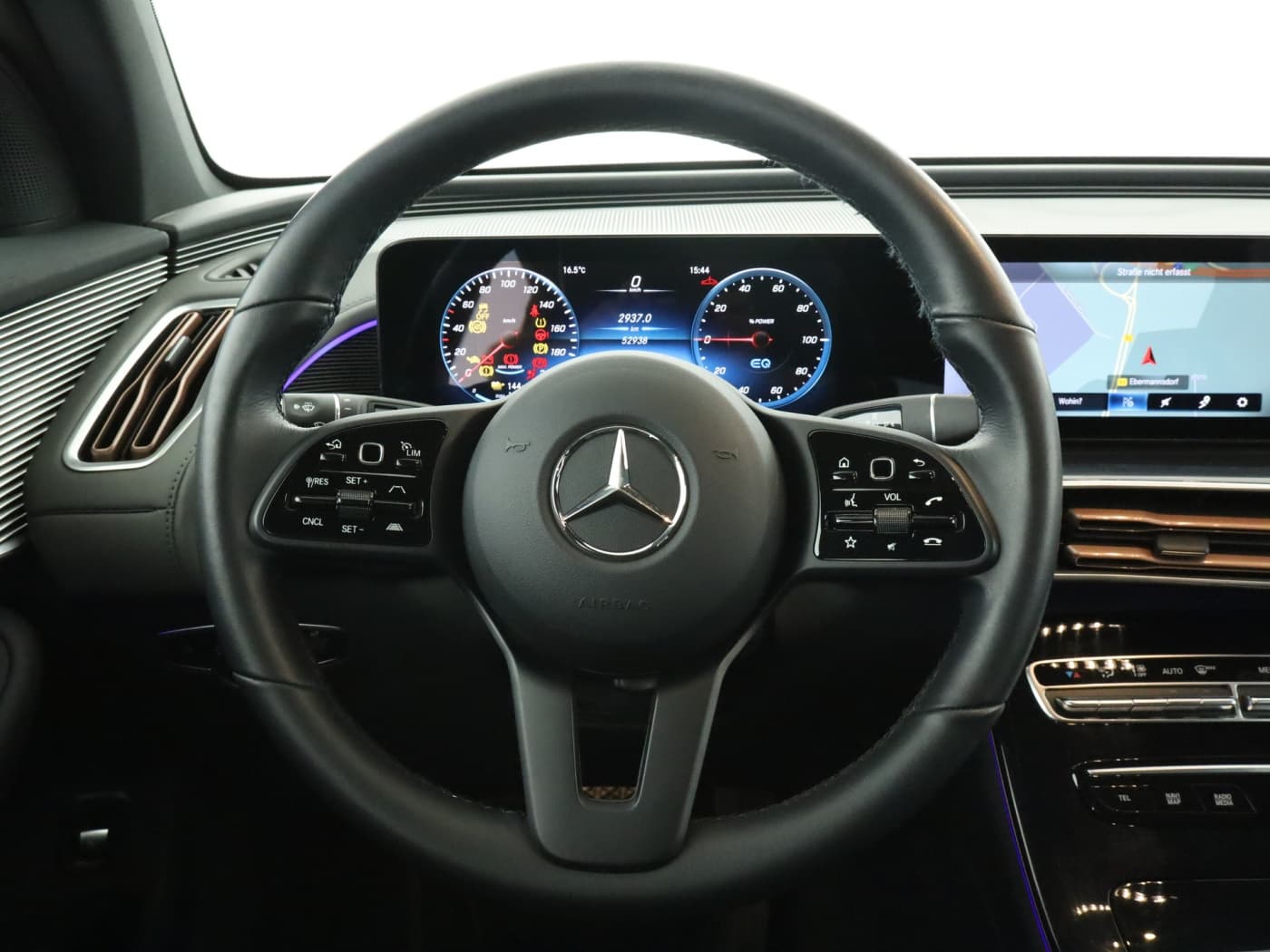 Mercedes-Benz EQC 400 4M Bild 11