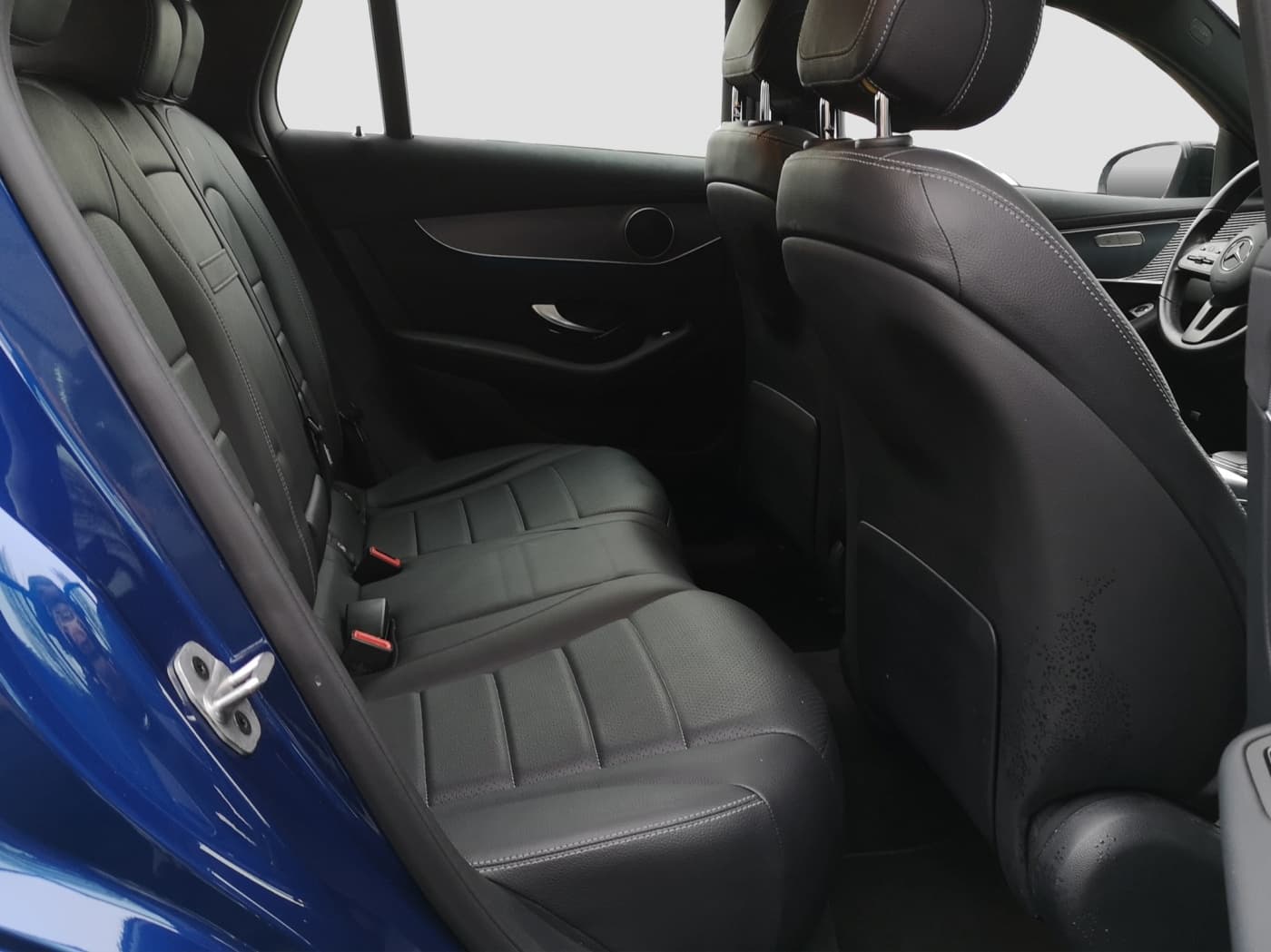 Mercedes-Benz EQC 400 4M Bild 17