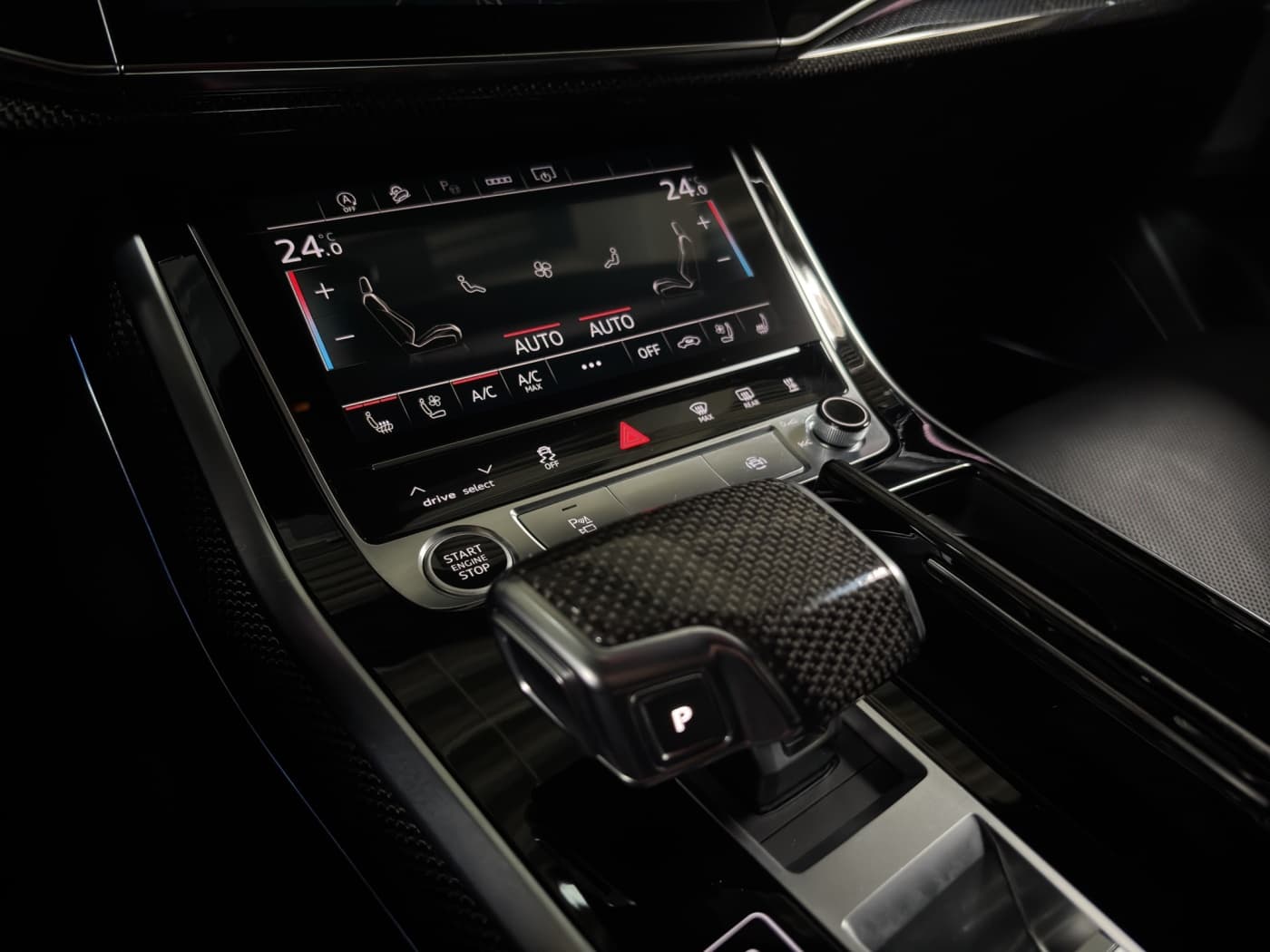 Audi Q8 50 TDI quattro competition+ Bild 13