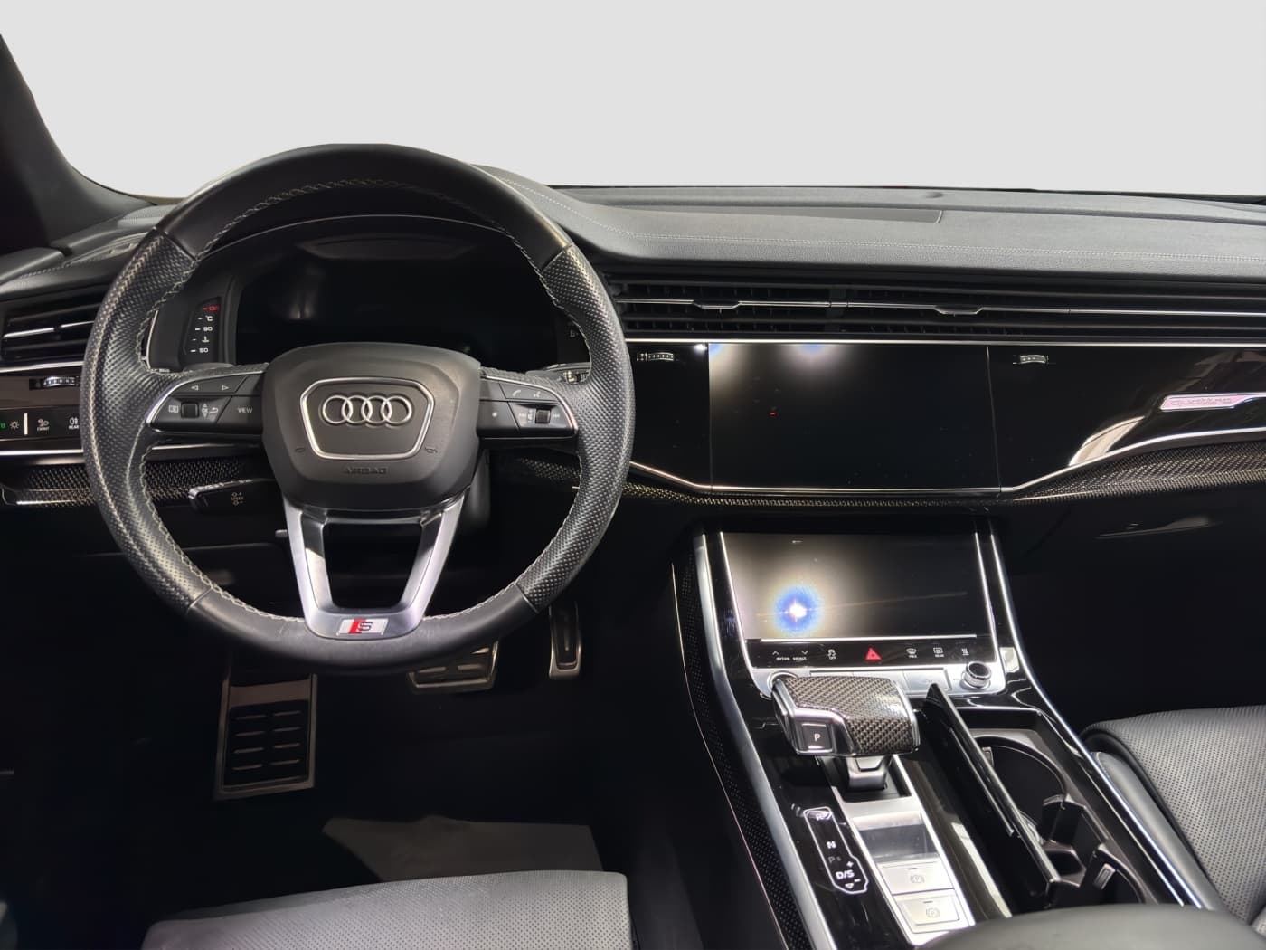 Audi Q8 50 TDI quattro competition+ Bild 9