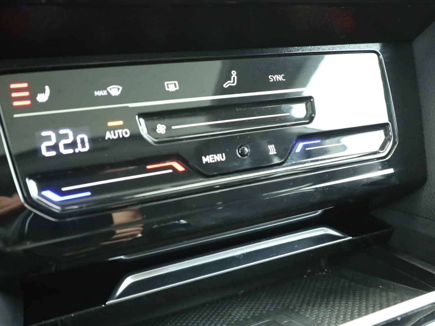 Volkswagen Arteon 2.0 TDI Elegance Bild 14