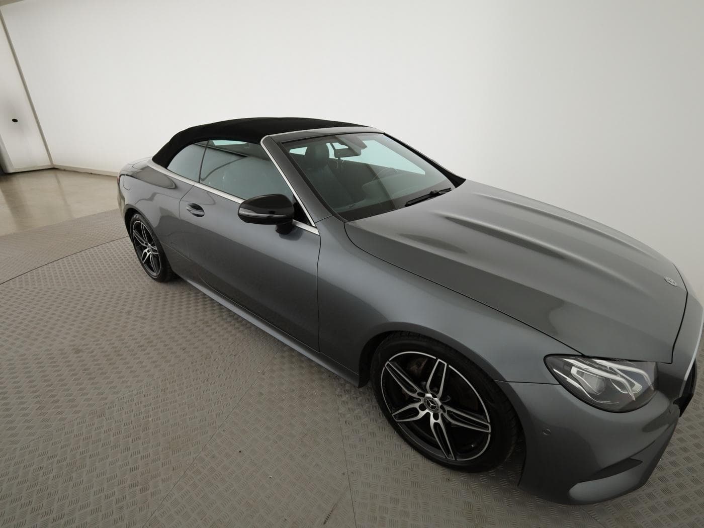 Mercedes-Benz E 220 d Cabrio Bild 25