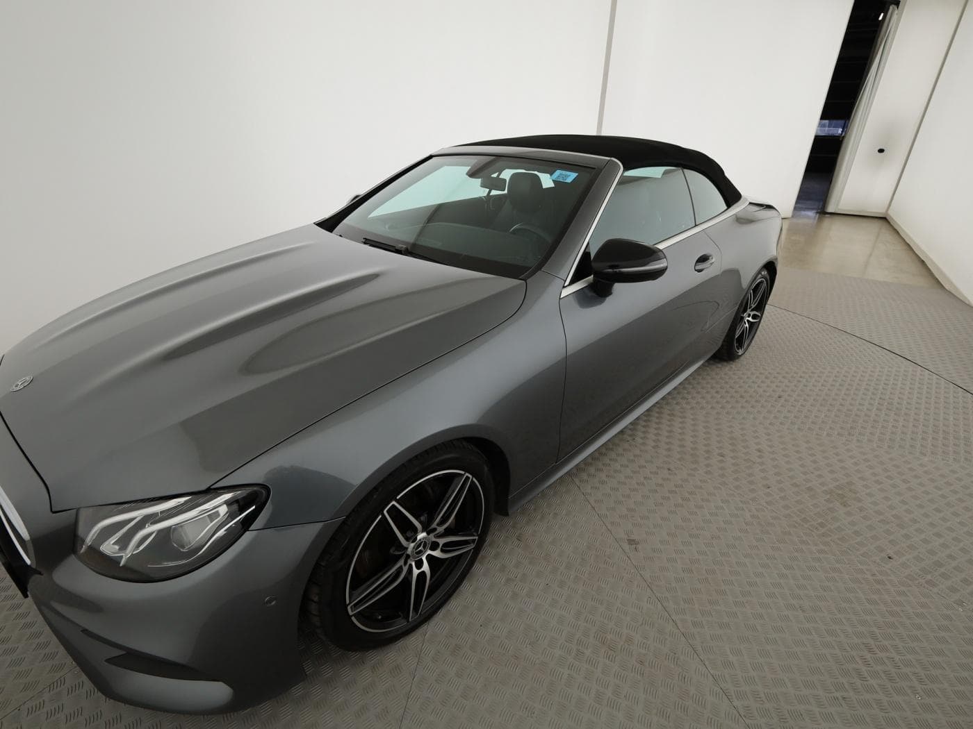 Mercedes-Benz E 220 d Cabrio Bild 26