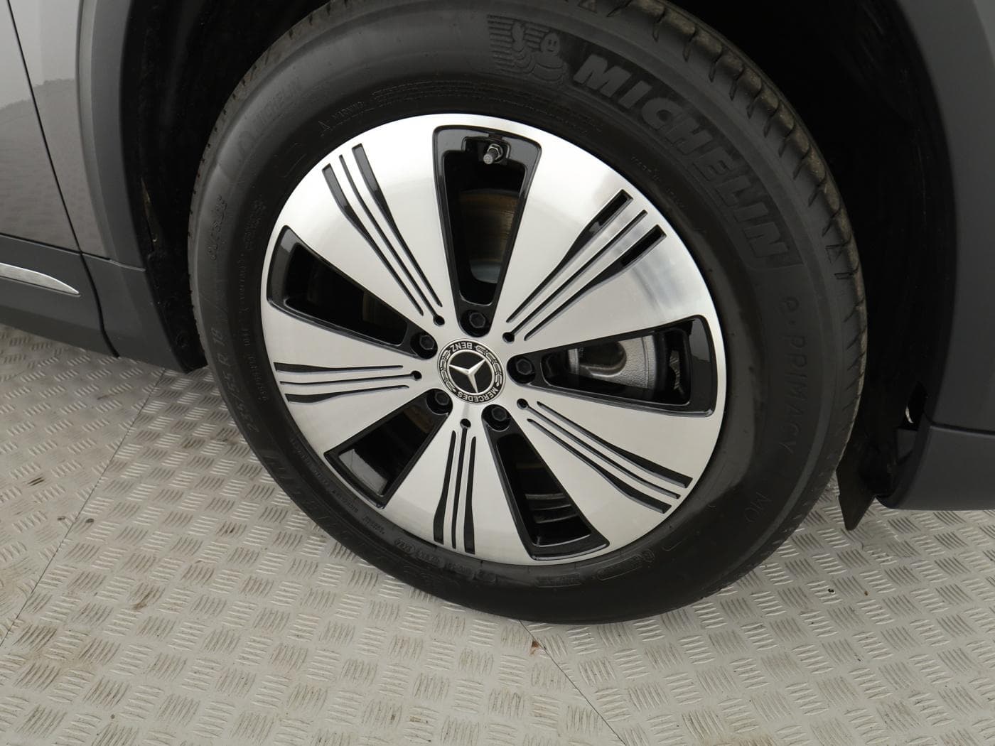 Mercedes-Benz EQA 350 4M Bild 21