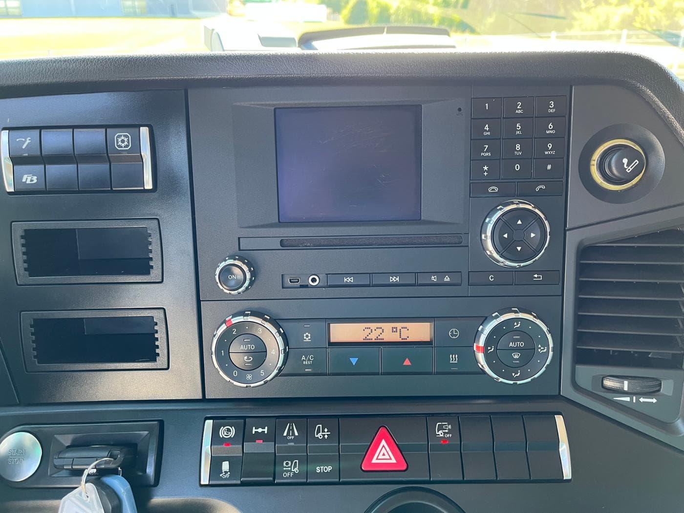 Mercedes-Benz Actros 1848 LS Bild 15