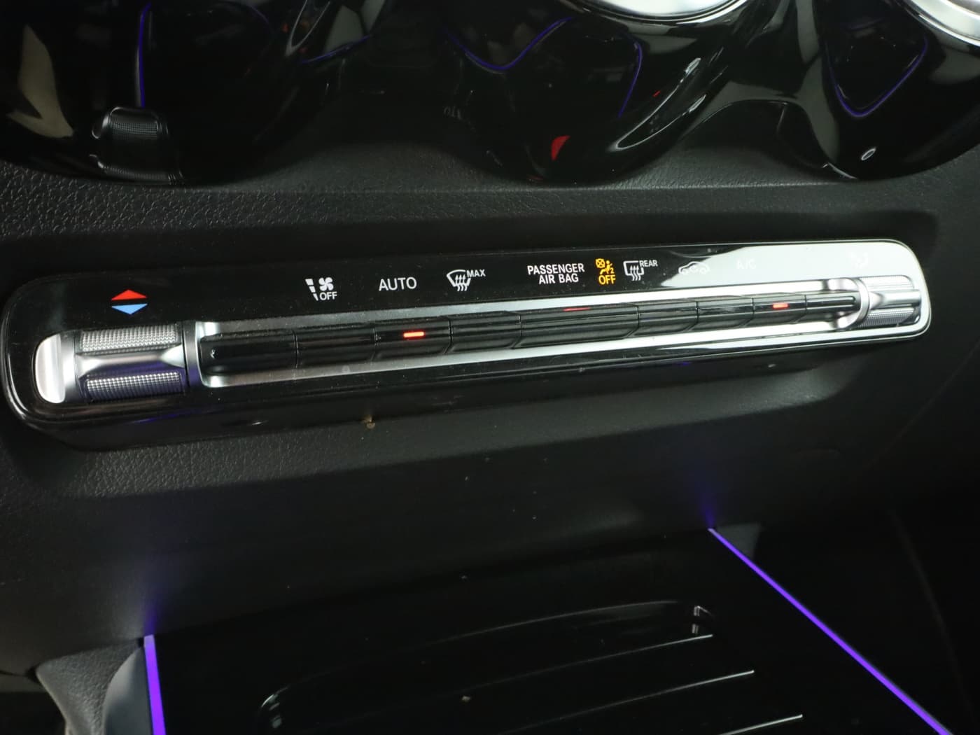 Mercedes-Benz GLB 200 d 4M Bild 14