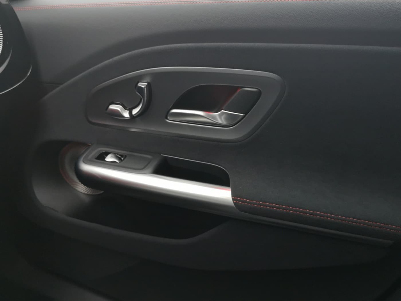 Mercedes-Benz CLA 200 Bild 14
