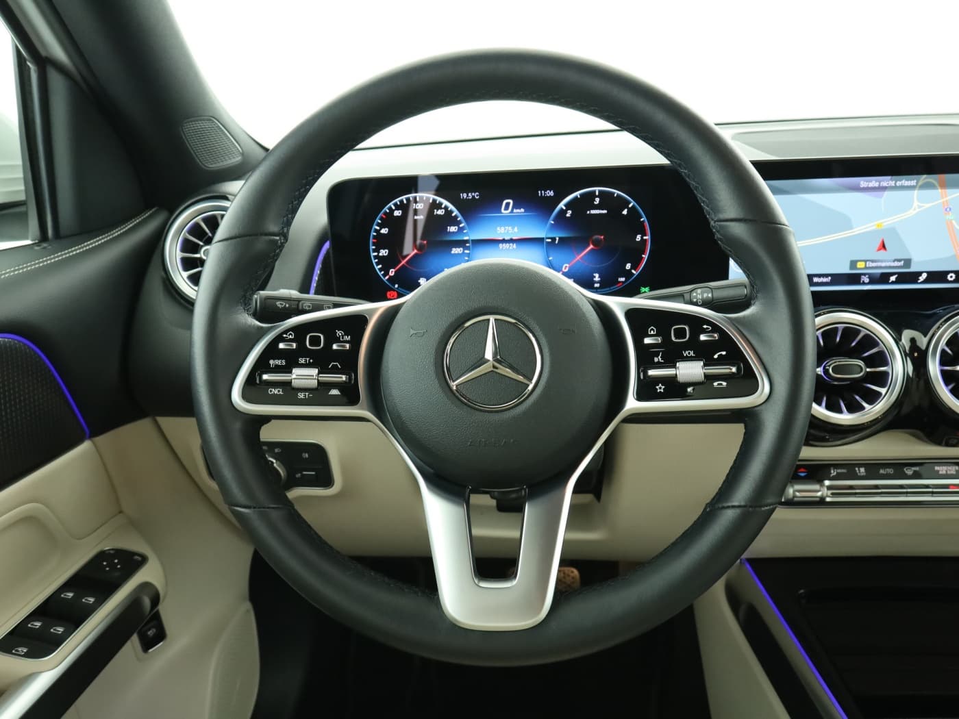 Mercedes-Benz GLB 220 d 4M Bild 11