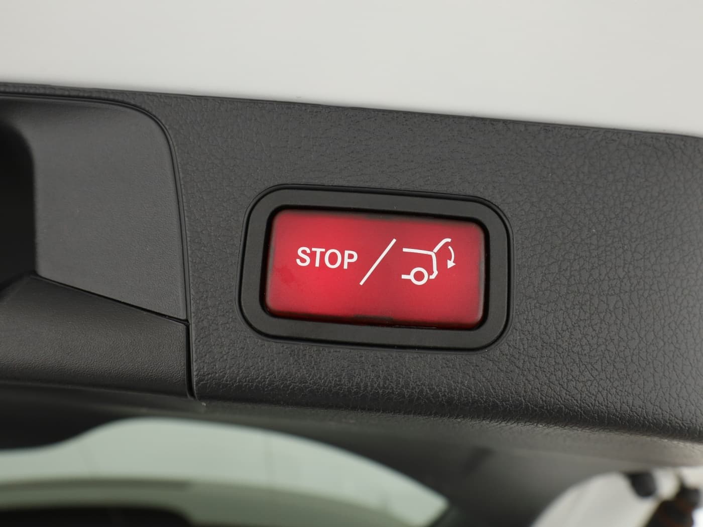 Mercedes-Benz GLB 220 d 4M Bild 25