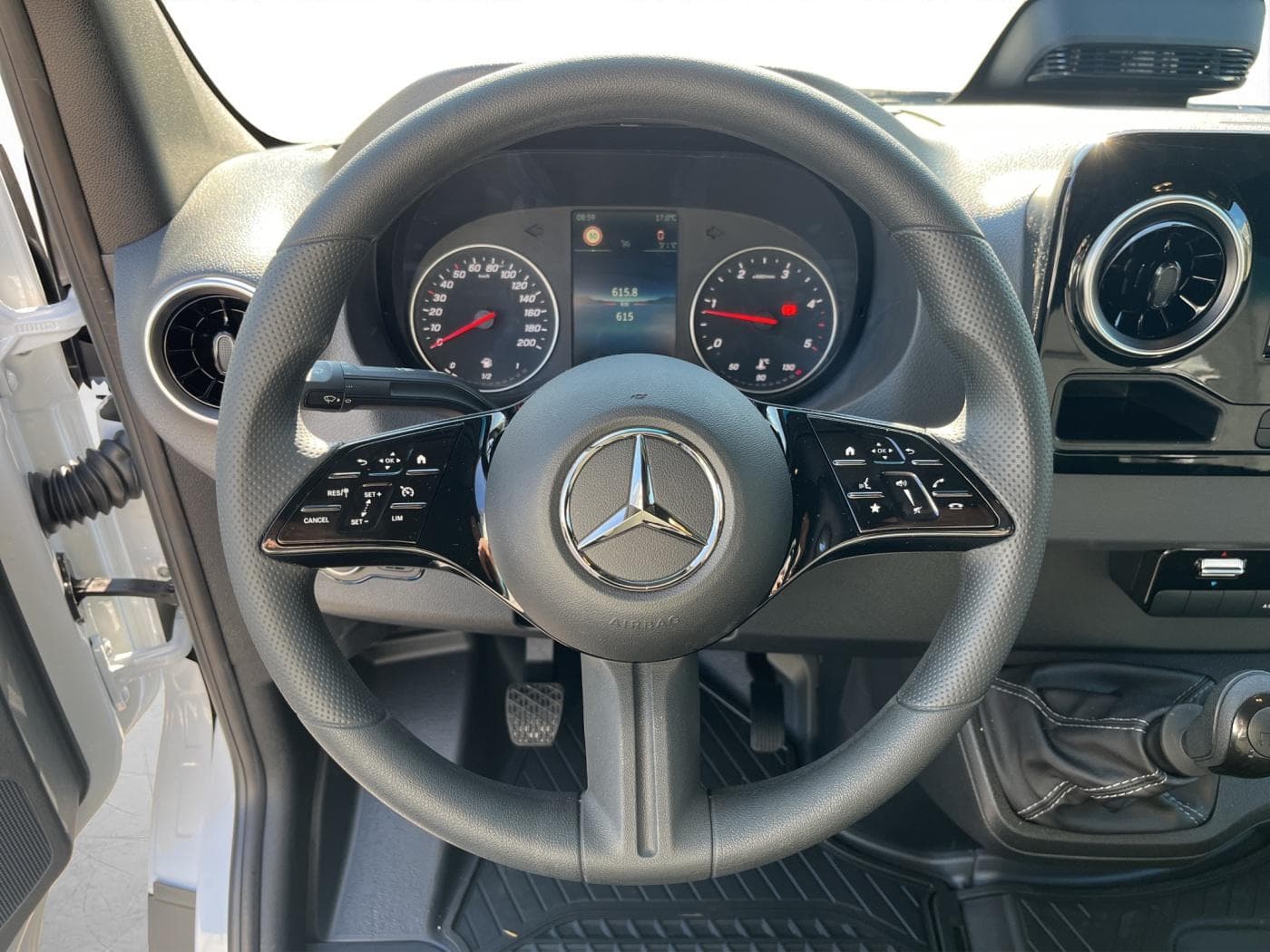 Mercedes-Benz Sprinter 317 CDI Kasten PRO Hochdach Lang Bild 10