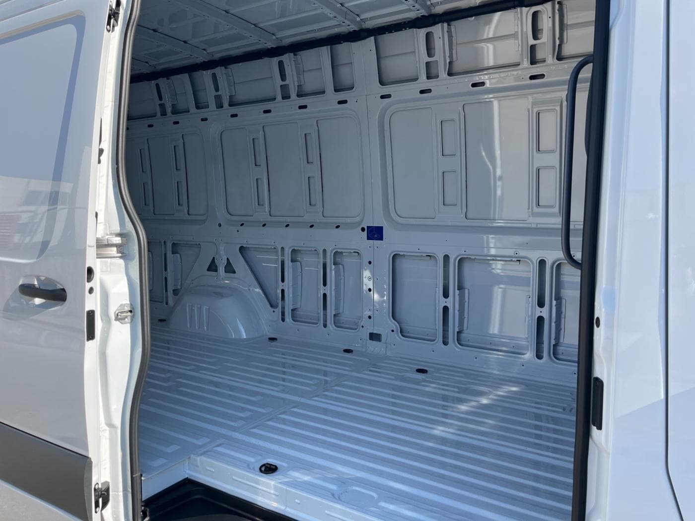 Mercedes-Benz Sprinter 317 CDI Kasten PRO Hochdach Lang Bild 17