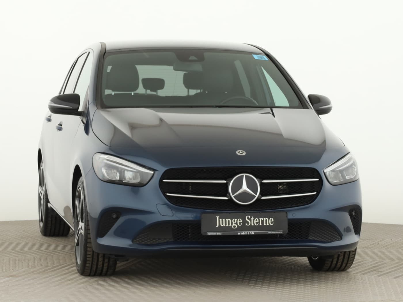 Mercedes-Benz B 250 e Bild 3