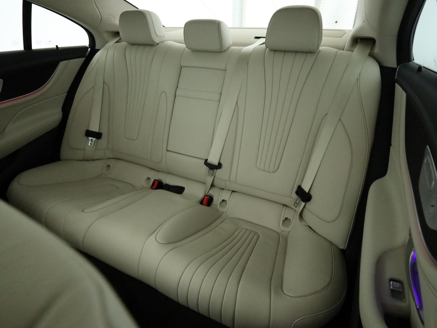 Mercedes-Benz CLS 300 d 4M Bild 18