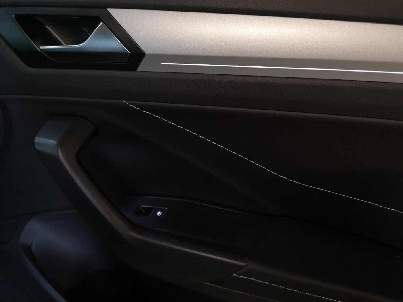 Volkswagen T-Roc GOAL 1.0 l TSI OPF  6-Gang Bild 14