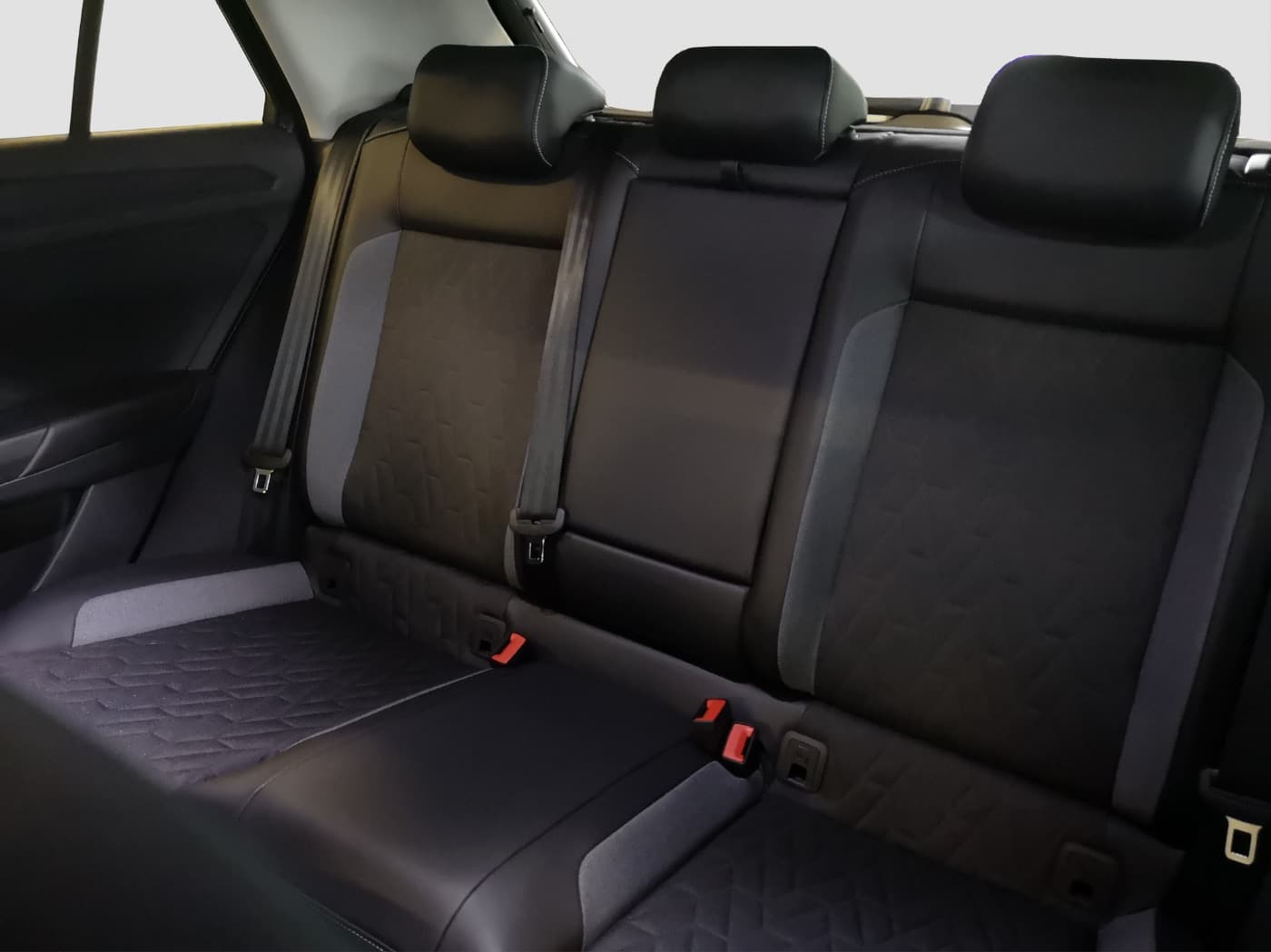 Volkswagen T-Roc GOAL 1.0 l TSI OPF  6-Gang Bild 17