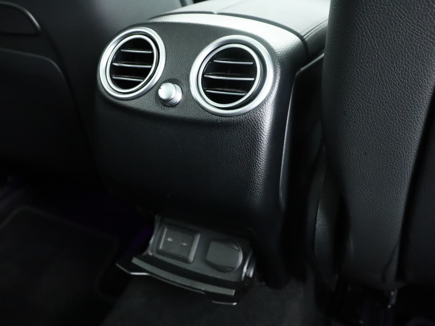 Mercedes-Benz GLC 300 e 4M Bild 24