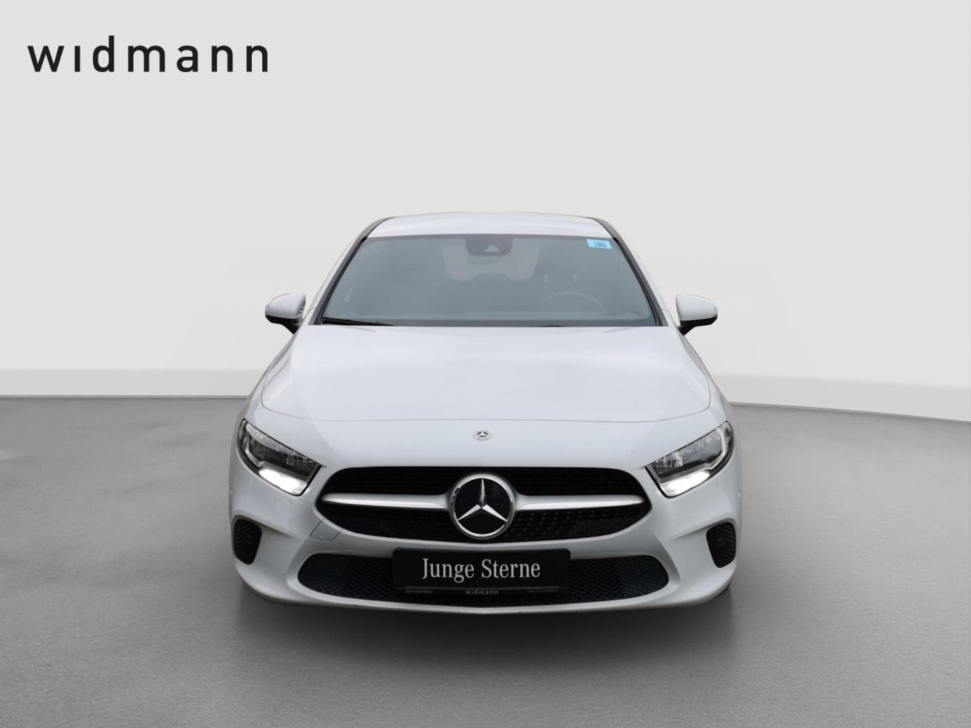 Mercedes-Benz A 180 d Lim Bild 2