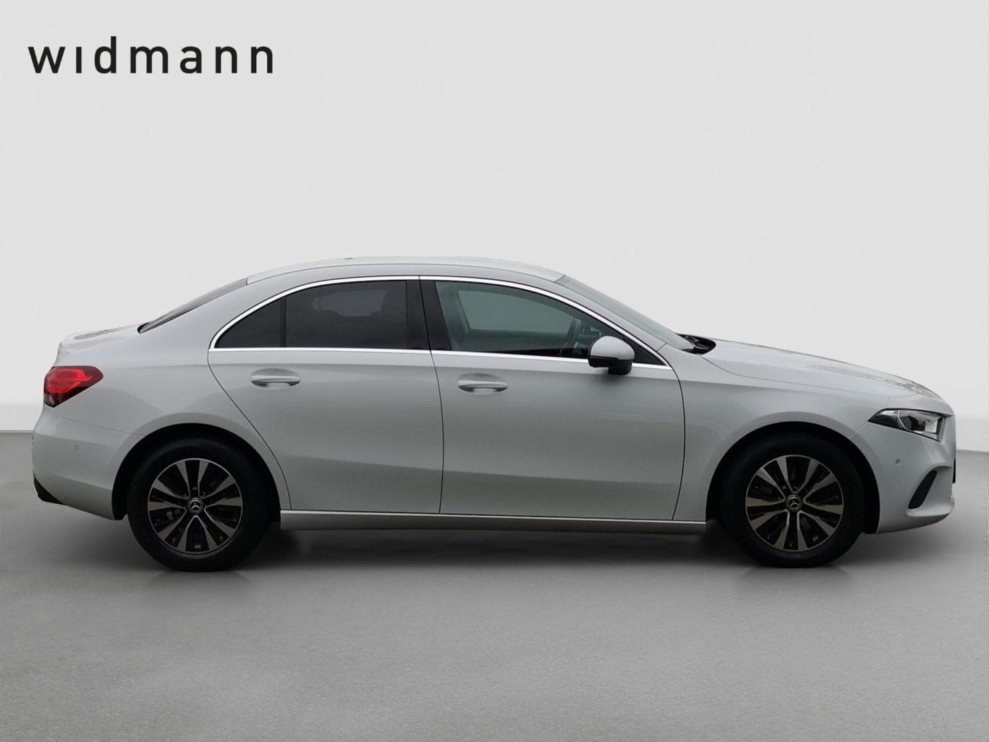 Mercedes-Benz A 180 d Lim Bild 5