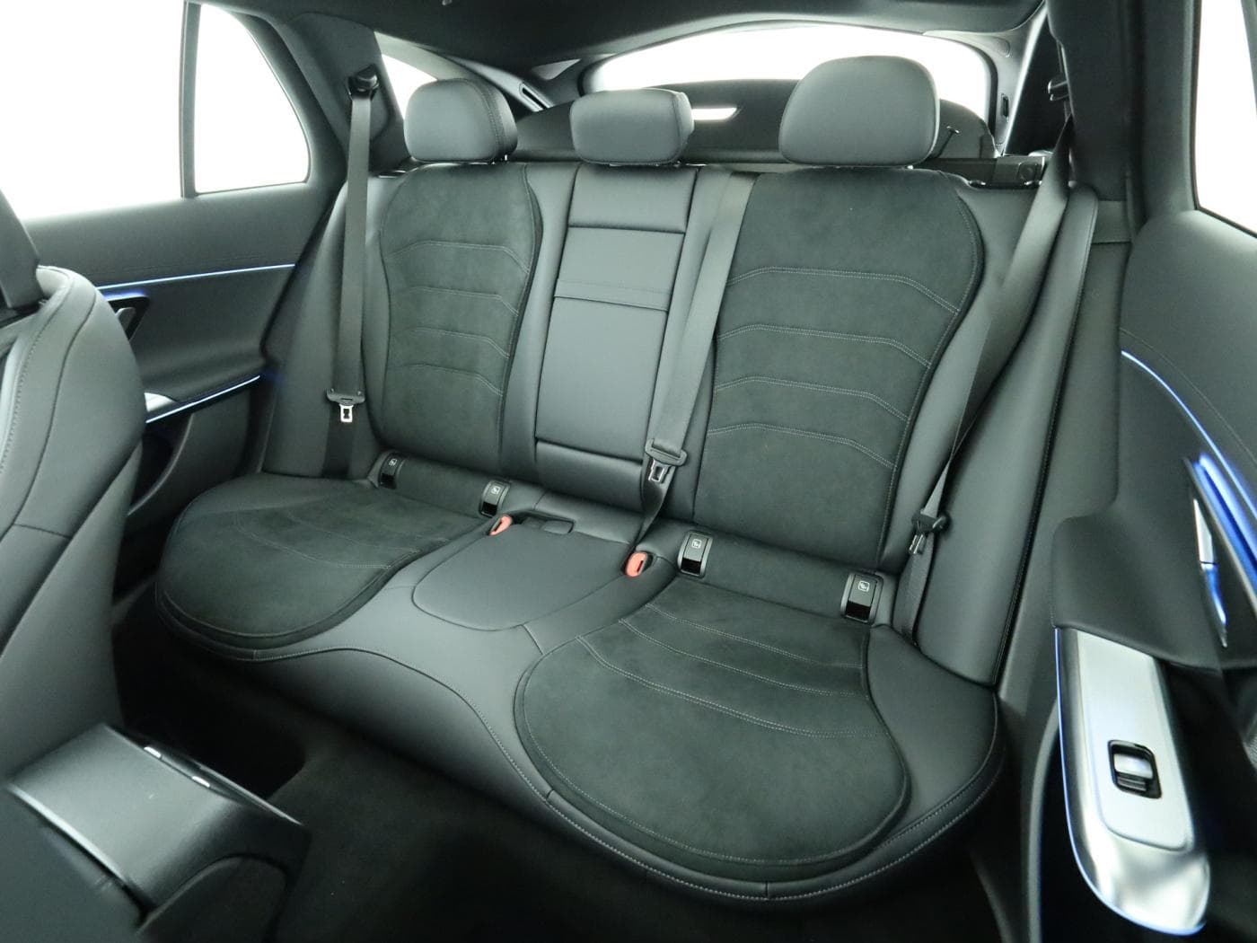 Mercedes-Benz E 220 d T-Modell Bild 18