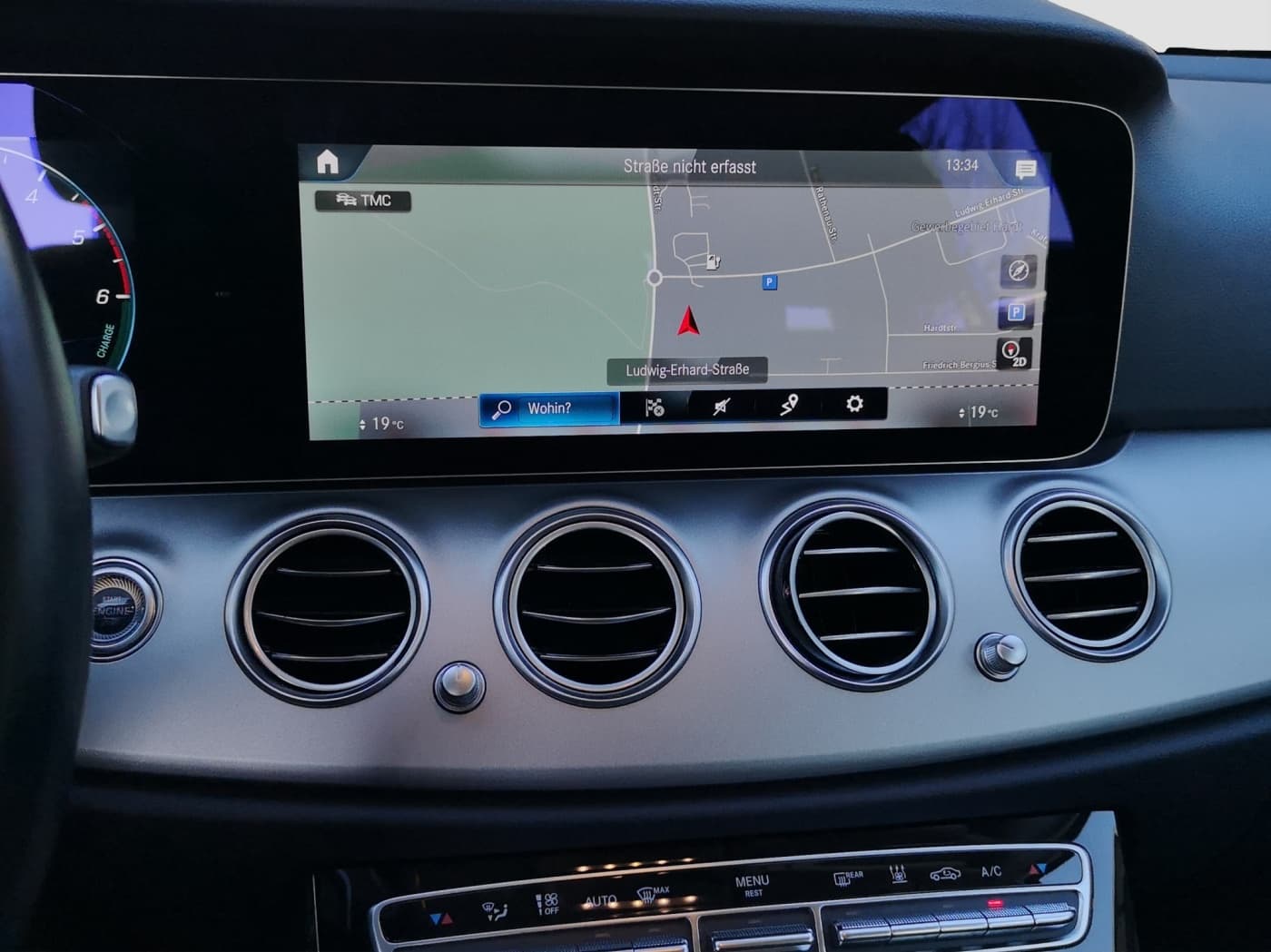 Mercedes-Benz E 300 de 4M T Bild 12