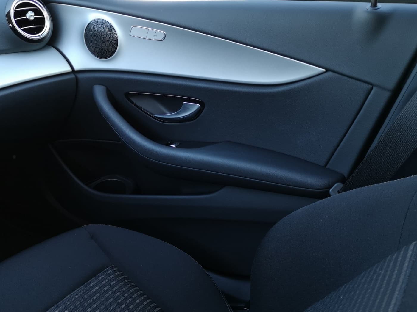 Mercedes-Benz E 300 de 4M T Bild 14