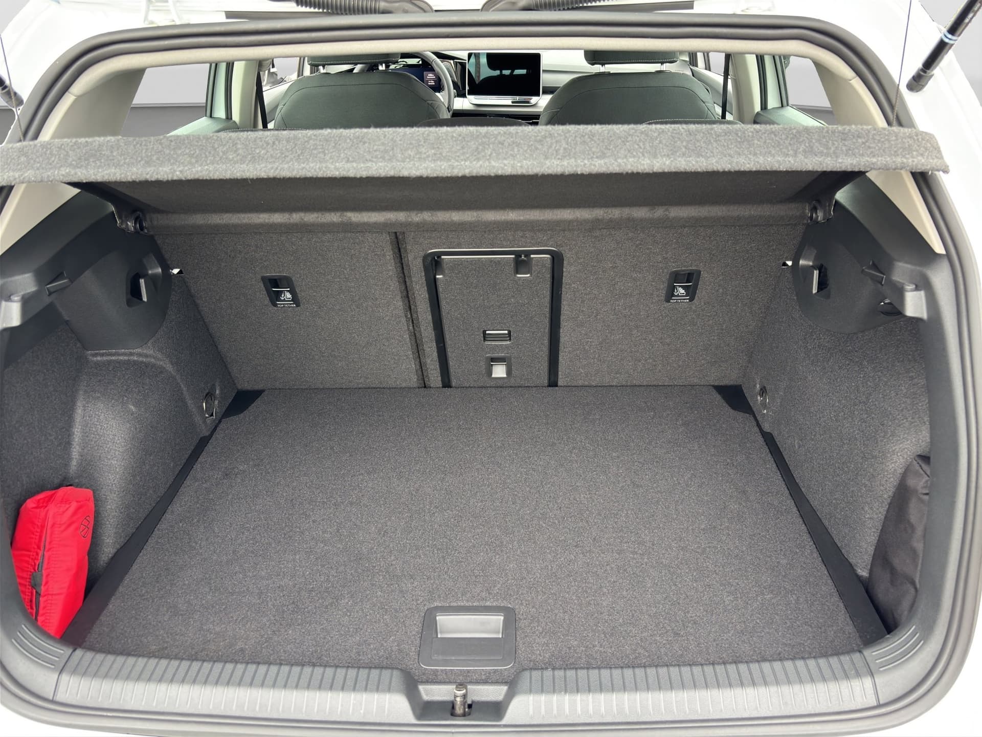 Volkswagen Golf Life 1.5 eTSI 115 PS DSG Standheizung Kamera Bild 17