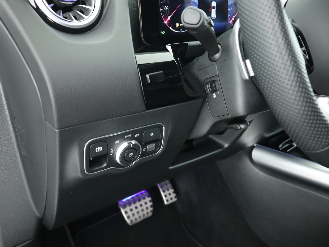 Mercedes-Benz GLA 200 Bild 25